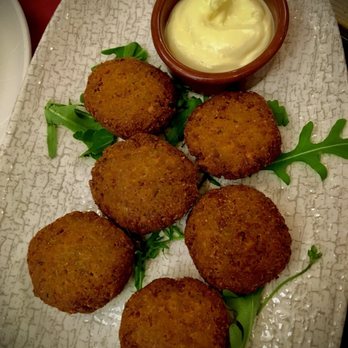 Rifugio Romano - Vegan Falafel - Pizza Near Me - Rome, RM