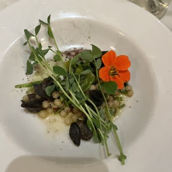 Les Deux Gamins - Not good. Escargot with no flavor. Skip it - French Near Me - Montreal, Quebec Les Deux Gamins - Not good. Escargot with no flavor. Skip it - French Near Me - Montreal, Quebec