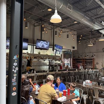 Edmund's Oast Brewing - Pizza Near Me - Charleston, South Carolina Edmund's Oast Brewing - Pizza Near Me - Charleston, South Carolina