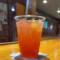 690 Sports Bar & Grill