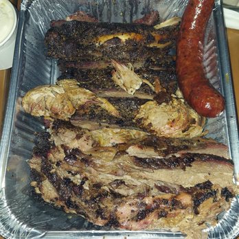 Bludso's BBQ - Brisket hot link beef ribs - Barbeque Near Me - Los Angeles, California Bludso's BBQ - Brisket hot link beef ribs - Barbeque Near Me - Los Angeles, California