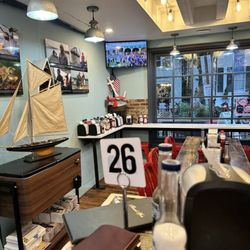 Georgetown Seafood - Quaint lower dining area