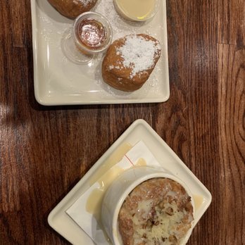 Floyds - Sugar Land - Beignets and bread pudding - Steakhouses Near Me - Sugar Land, Texas