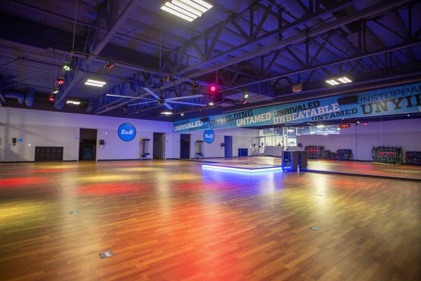 EōS Fitness by null