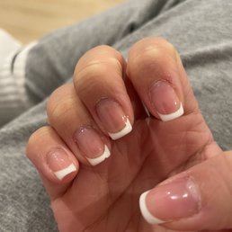 Gel French tips by Kelly. It's been 6 days. Gel French tips by Kelly. It's been 6 days.