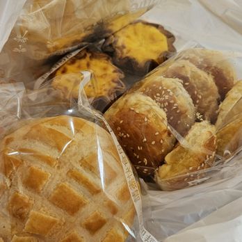 Little Swan - Bakeries Near Me - Rowland Heights, California