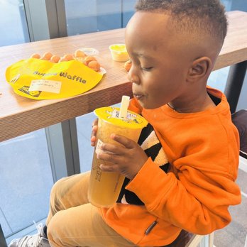 Happy Lemon - South Lake Union - A12. Black tea/Green Tea - Bubble Tea Near Me - Seattle, Washington Happy Lemon - South Lake Union - A12. Black tea/Green Tea - Bubble Tea Near Me - Seattle, Washington