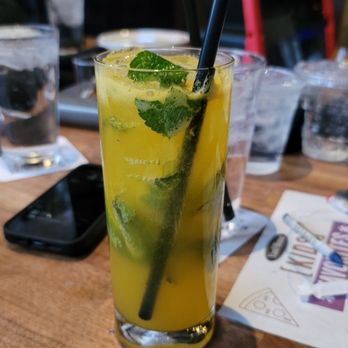Yard House - Mango Mojiot - New American Near Me - Lone Tree, Colorado Yard House - Mango Mojiot - New American Near Me - Lone Tree, Colorado