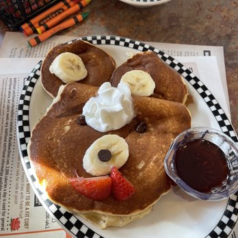 Black Bear Diner Danville - Cubs' Bear Choice* (400-800 cals.) - Diners Near Me - Danville, California
