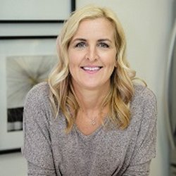 Nourish To Live Rx - Renay Roberts