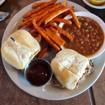 Roosevelt Lake Marina - Pork sliders,  jalapeno baked beans and sweet potato fries. - Boating Near Me - Roosevelt, Arizona