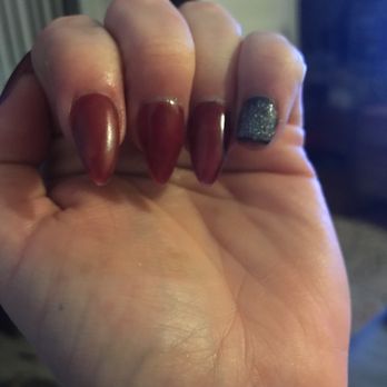 Benitoite Nails & Spa - Second day pinky nail snapped off, and is about to come off completely. - Nail Salons Near Me - Tigard, Oregon