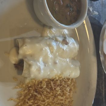 Villa Grande Ranch - Brisket enchiladas - Tex-Mex Near Me - Decatur, Texas Villa Grande Ranch - Brisket enchiladas - Tex-Mex Near Me - Decatur, Texas