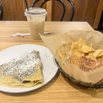 Luna Bakery Cafe - Nutella & Banana and tuna panini - Cafes Near Me - Cleveland, Ohio Luna Bakery Cafe - Nutella & Banana and tuna panini - Cafes Near Me - Cleveland, Ohio