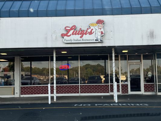 Luigi’s by null