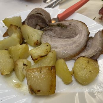 La Tavernella - Veal with potatoes - Roman Near Me - Rome, RM La Tavernella - Veal with potatoes - Roman Near Me - Rome, RM