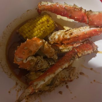Pier 88 Boiling Seafood & Bar - King Crab Leg - Seafood Near Me - Chesapeake, Virginia