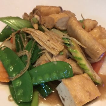Enthaice Thai Kitchen - Vegetable and tofu ginger sauté - Thai Near Me - Astoria, New York