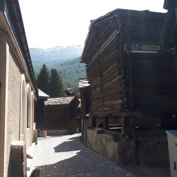 Alter Dorfteil - narrow streets - Local Flavor Near Me - Zermatt, VS