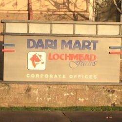 Dari-Mart - HQ sign