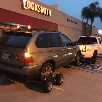 AN Flatbed Towing - BMW X5 ALL WHEEL DRIVE (awd) - Towing Near Me