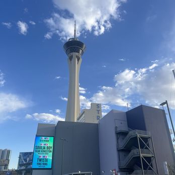 Atomic Golf - Sports Bars Near Me - Las Vegas, Nevada