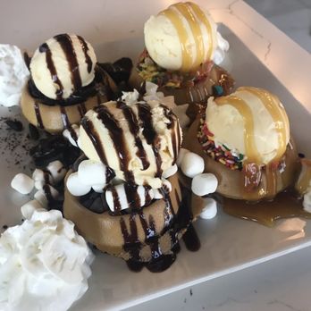 Manny's Sweet Treats - Mini waffle samplers - Waffles Near Me - Mineola, New York Manny's Sweet Treats - Mini waffle samplers - Waffles Near Me - Mineola, New York