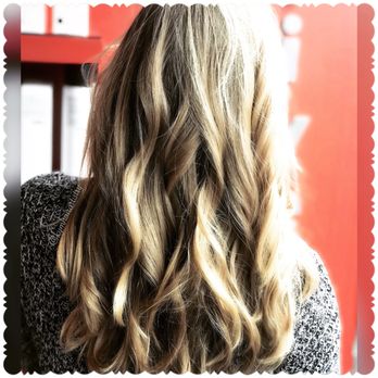 Long Layers Cut To Add Body Balayage Hair By Kymhairartistry Yelp