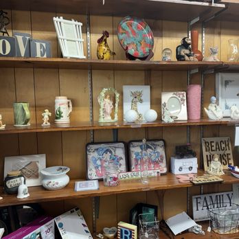 Lamb Shoppe-the Haven Thrift Store - A room with Knick knacks you don't have to dig to see - Thrift Stores Near Me - Indian Harbour Beach, Florida Lamb Shoppe-the Haven Thrift Store - A room with Knick knacks you don't have to dig to see - Thrift Stores Near Me - Indian Harbour Beach, Florida