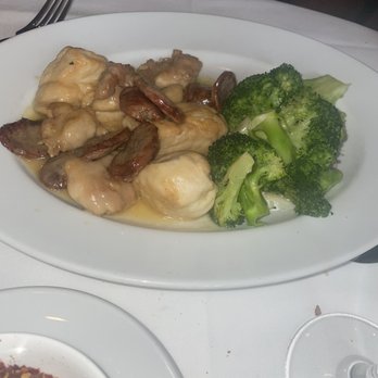 Lusardi's - Chicken Pollo Scarpariello Dinner - Italian Near Me - Larchmont, New York Lusardi's - Chicken Pollo Scarpariello Dinner - Italian Near Me - Larchmont, New York