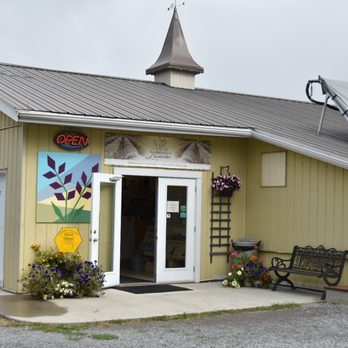 Prince Edward County Lavender - Gift Shops Near Me - Hillier, Ontario