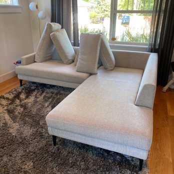 Husky Carpet Cleaning - Carpet Cleaning Near Me - Clackamas, Oregon