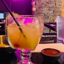 Wonderful bar! Coconut Margarita! Wonderful bar! Coconut Margarita!