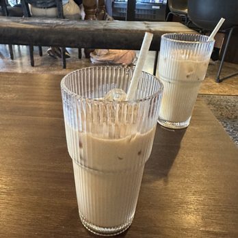 Olmos Pluma - Brown vanilla latte - Coffee & Tea Near Me - Olmos Park, Texas