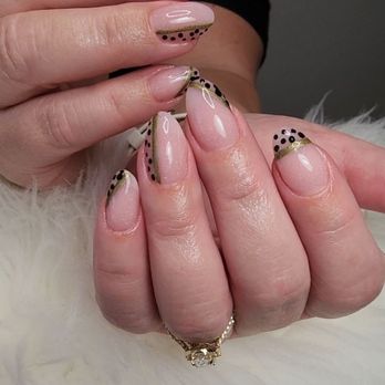 Jolanta Nails - Acrylic Nails with Gel Nail Polish - Nail Technicians Near Me - Oceanside, California