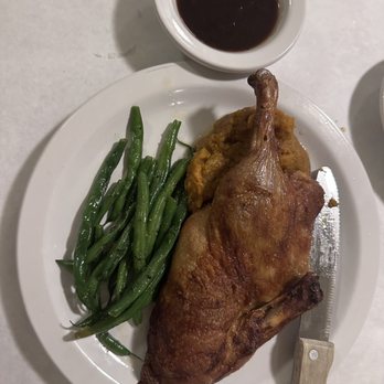 Roberto's River Road Restaurant - Cajun/Creole Near Me - Sunshine, Louisiana
