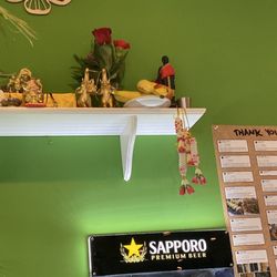 P Goy's Thai & Sushi