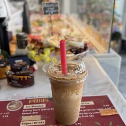 E Patisserie Cafe - Salt coffee is so good