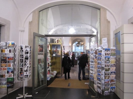 Buchhandlung Walther König im MQ by null