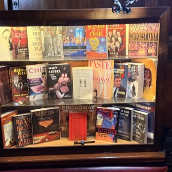 Sardi's - American Near Me - New York, New York