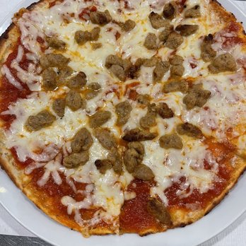 Peacock bar and Grill - Sausage and Cheese cauliflower crush pizza - New American Near Me - Cicero, New York Peacock bar and Grill - Sausage and Cheese cauliflower crush pizza - New American Near Me - Cicero, New York