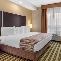 Best Western Plus Drayton Valley All Suites - King Guestroom