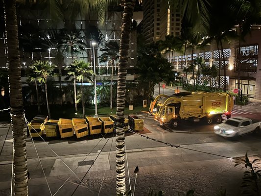 Outrigger Waikiki Beach Resort by null