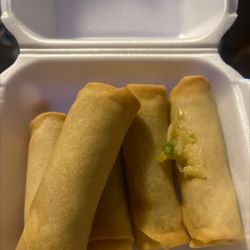 Fuong's Kitchen - Vegetable vegetarian spring rolls