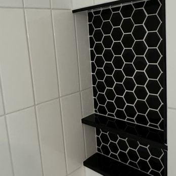 Moreno Tile - Shower niche with waterproofing - Flooring Near Me - Temecula, California Moreno Tile - Shower niche with waterproofing - Flooring Near Me - Temecula, California