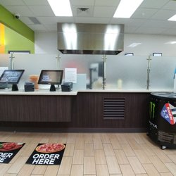 Turkey Hill - Made to order food counter