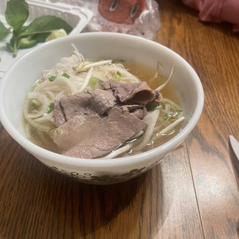 Vietnamese Noodle House - Put in Bowl half the size of what they serve for dine in. Broth doesn't even cover noodles - Vietnamese Near Me - North Syracuse, New York Vietnamese Noodle House - Put in Bowl half the size of what they serve for dine in. Broth doesn't even cover noodles - Vietnamese Near Me - North Syracuse, New York