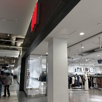 H&M - Women's Clothing Near Me - Milpitas, California H&M - Women's Clothing Near Me - Milpitas, California