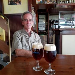Red Baron - Happy to find good beer in Stresa!