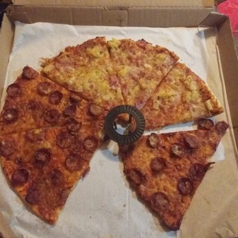 Yellow Cab Pizza - Hawaiian and Pepperoni - Pizza Near Me - Olongapo, ZMB Yellow Cab Pizza - Hawaiian and Pepperoni - Pizza Near Me - Olongapo, ZMB